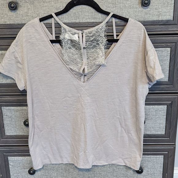 XS Mustard Seed Short Sleeve Lace Top - Picture 2 of 2